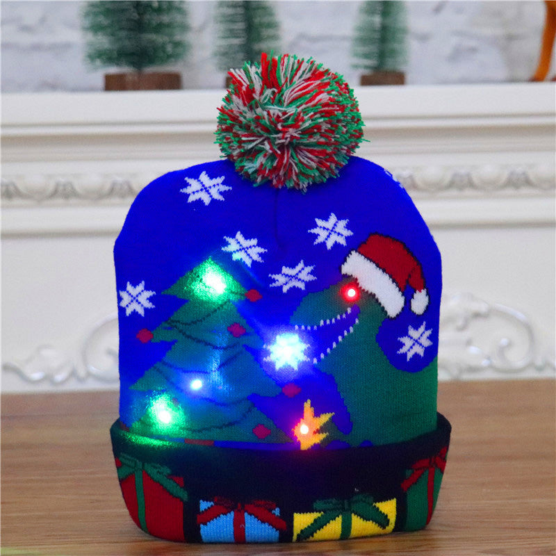 Strikket julehue med LED-belysning – TILBUD -50 % 🎅🎄💡