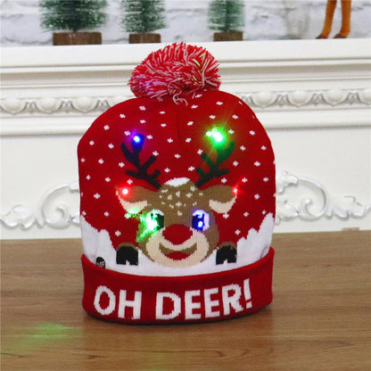 Strikket julehue med LED-belysning – TILBUD -50 % 🎅🎄💡