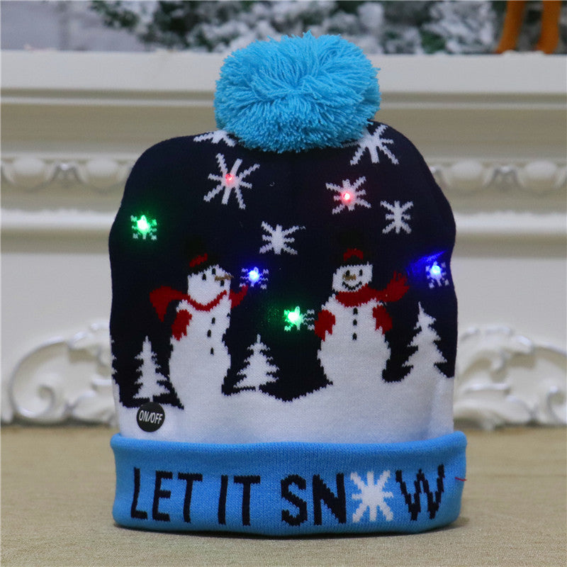 Strikket julehue med LED-belysning – TILBUD -50 % 🎅🎄💡