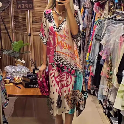 Дамски рокли с къс ръкав и V-образно деколте