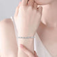 ✨Elegant, glitrende armbånd med firkløver🍀Gratis smykkeskrin💝