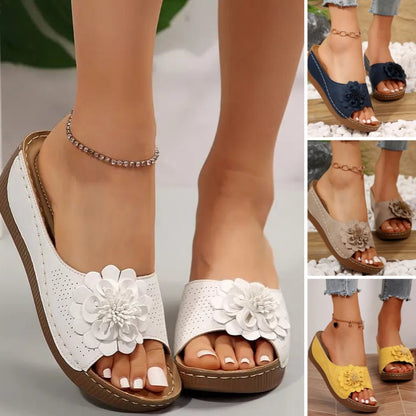 🌸 Удобни флорални сандали за жени с неплъзгащи се повърхности