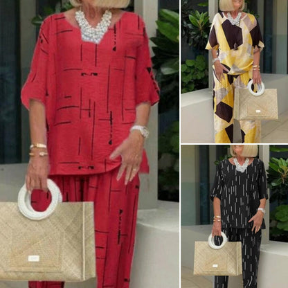 Дамски комплект от две части със свободен топ и панталон с половин ръкав