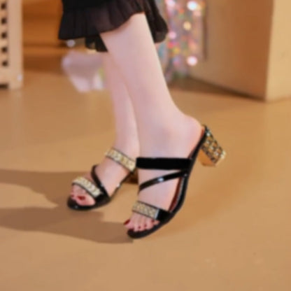 Дамски сандали с камъни и украшения на блок ток