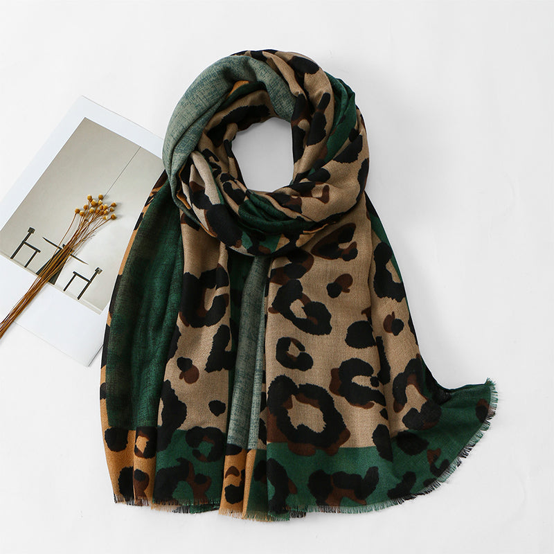 Allsidig og lett sjal med leopardmønster – Stilfullt tilbehør for kvinner ✨🐆